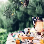 Dionysos